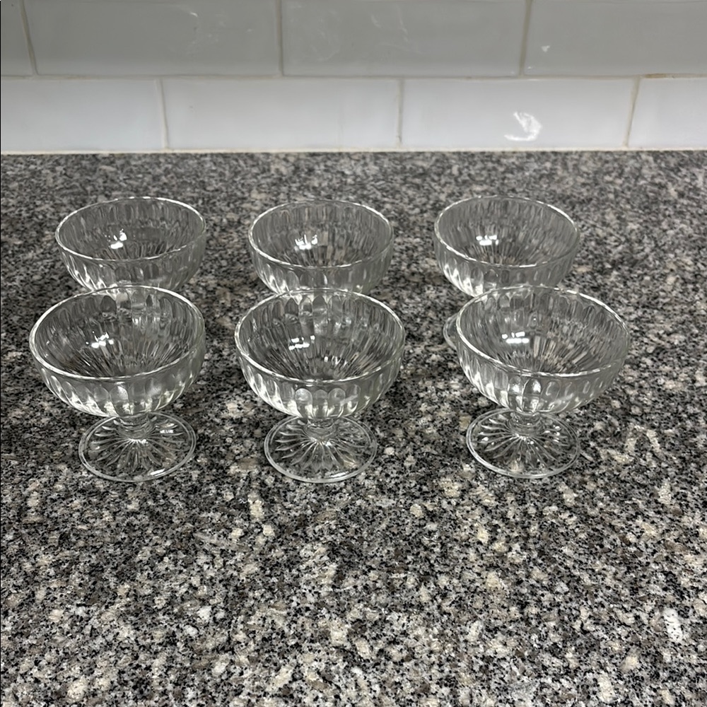 Set of 6 Vintage Clear Glass Dessert Cups